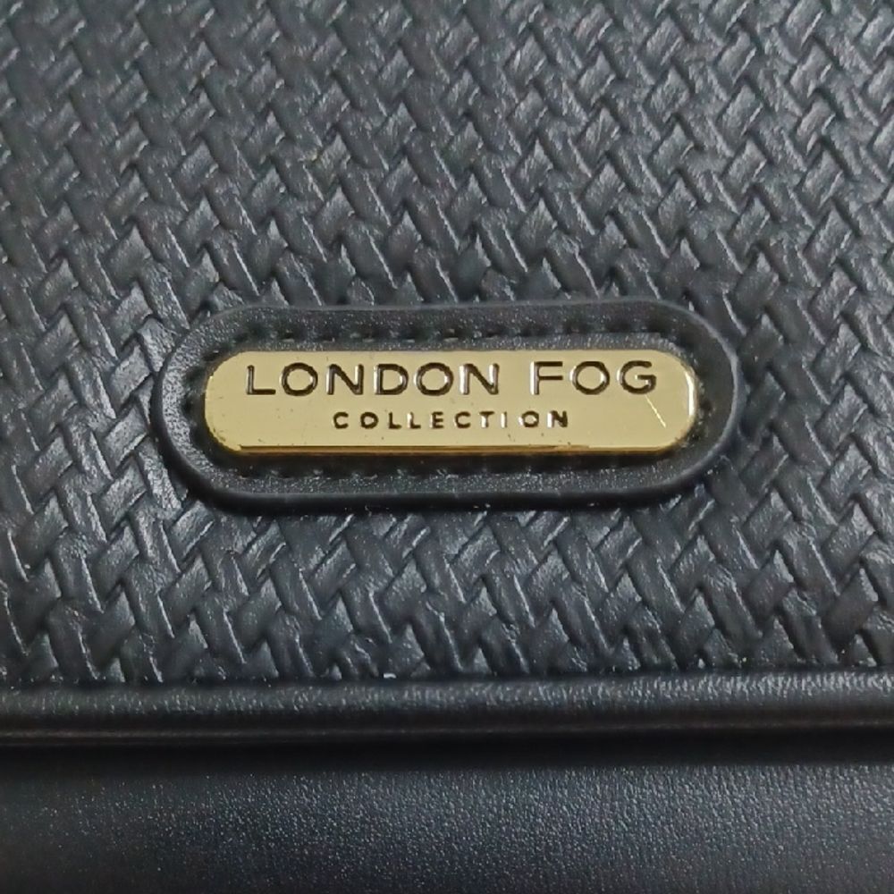 London Fog Textured Black Women's Wallet - Picture 4 of 12